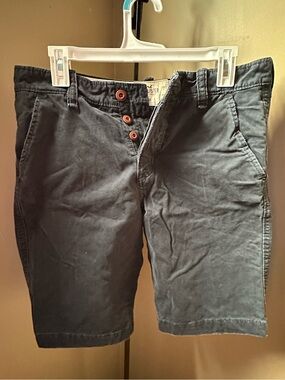 Hollister - Men's Navy Button-Fly Chino Shorts Size 31